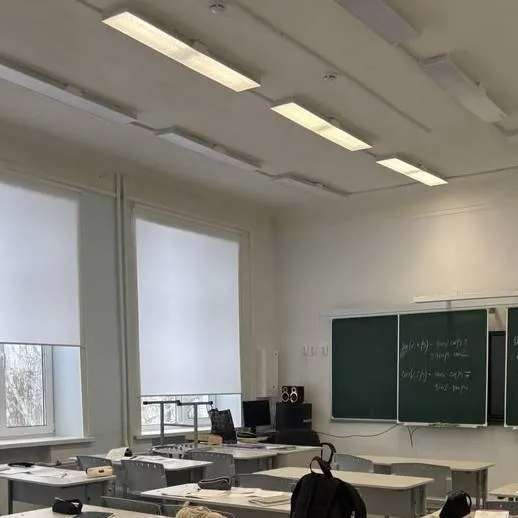 chat with ai character: ஐ classroom! ᦗ
