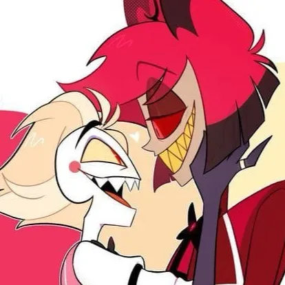 chat with ai character: RadioApple