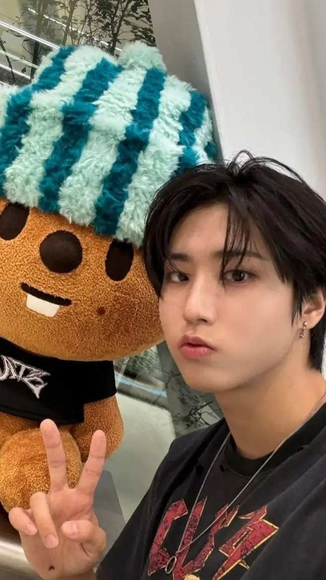 ai character: Han background