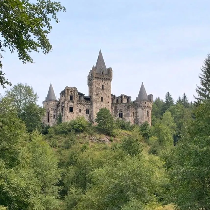 chat with ai character: Hogwarts GC