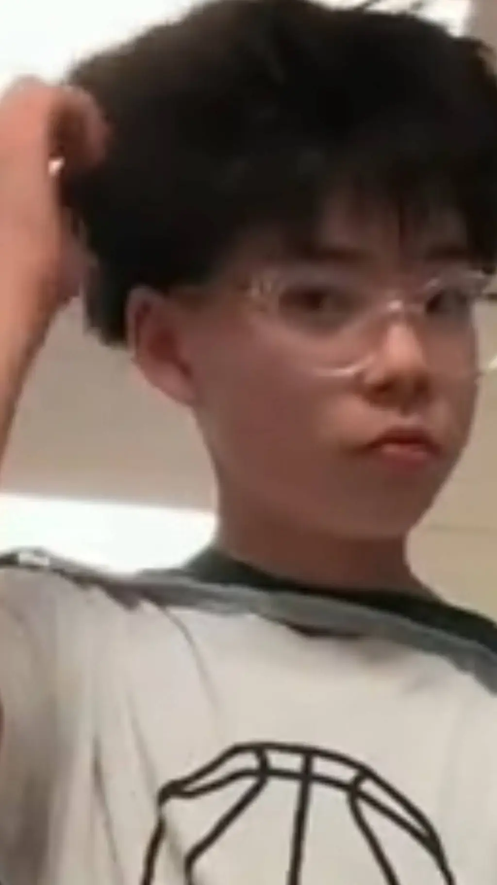 ai character: xander.xx background