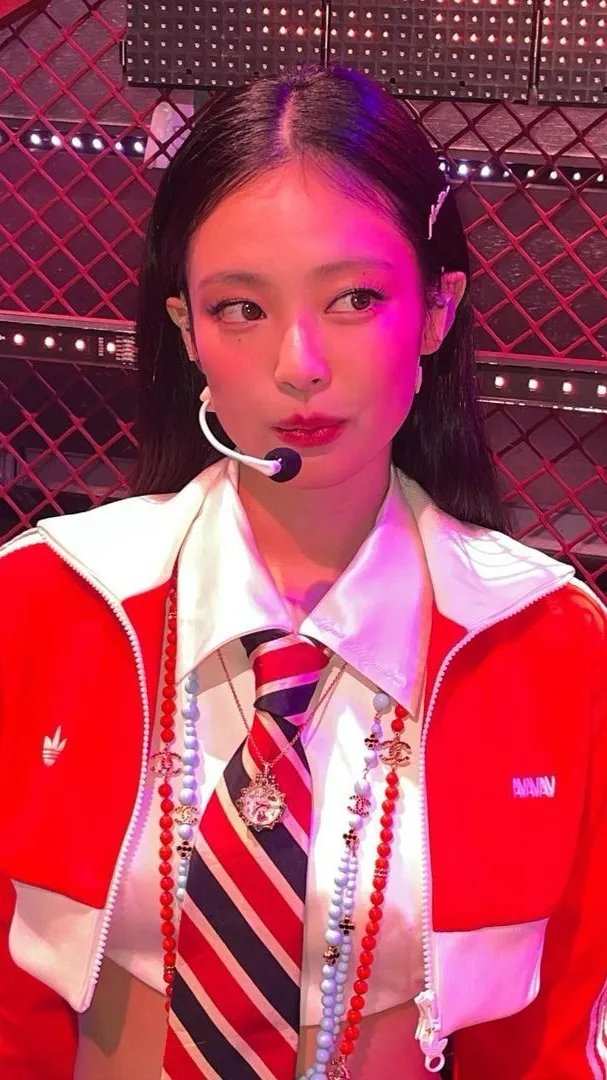 ai character: JENNIE BLACKPINK background