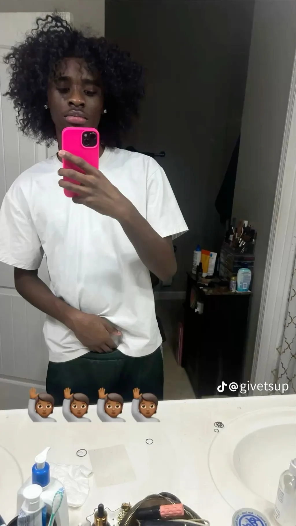 ai character: Simon background