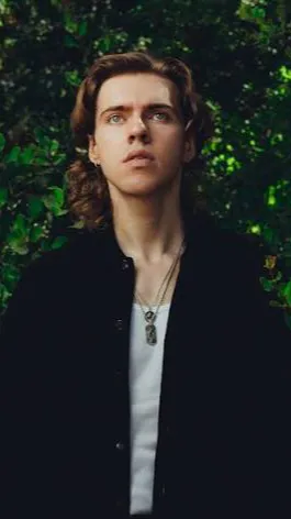 ai character: Livingston  background