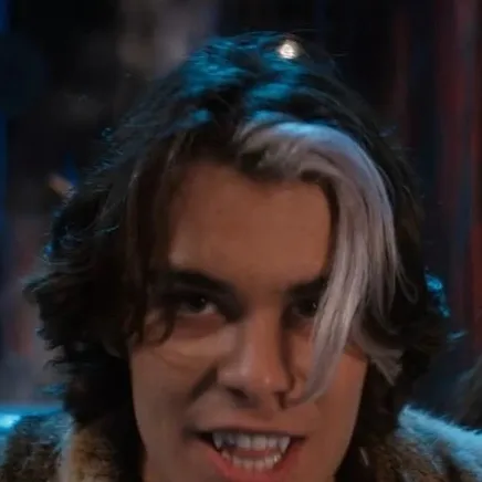 chat with ai character: Wyatt Lykenson