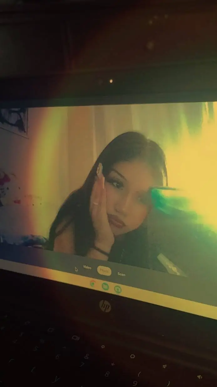 ai character: me irl <3 background