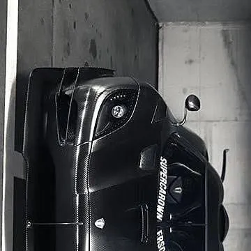 chat with ai character: Koenigsegg