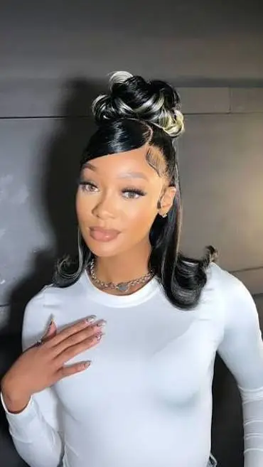 ai character: Perfect Holiday  background