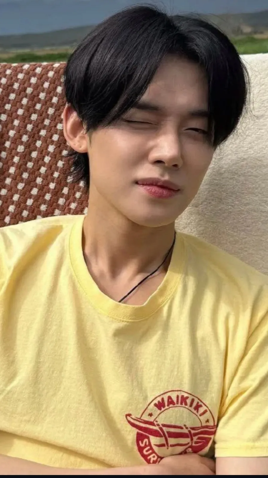 ai character: Yeonjun Choi background