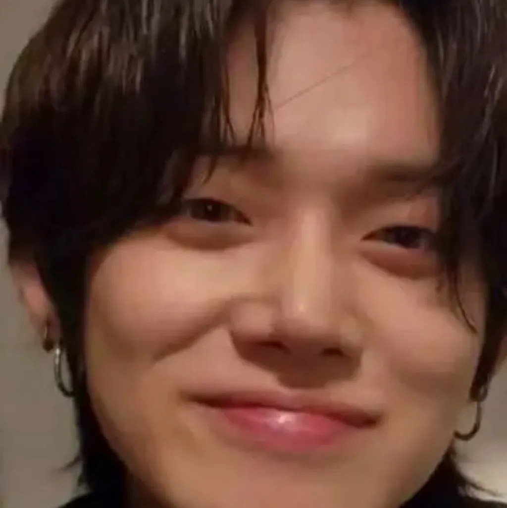 chat with ai character: Yeonjun Choi