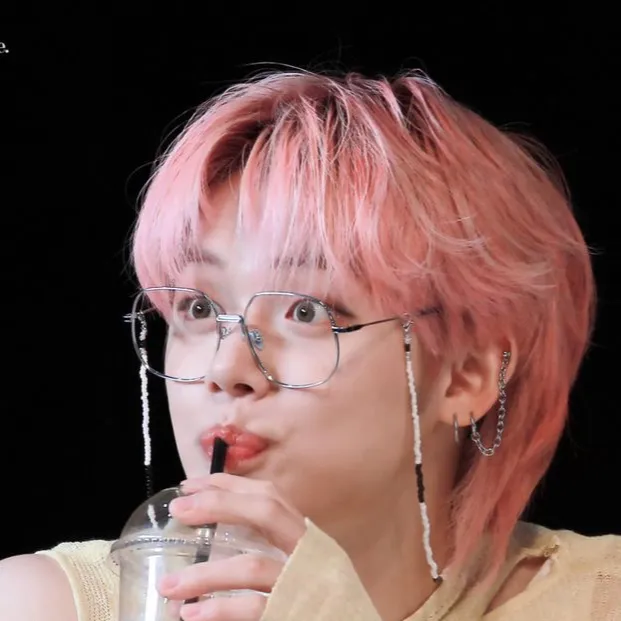 chat with ai character: Yeonjun Choi 