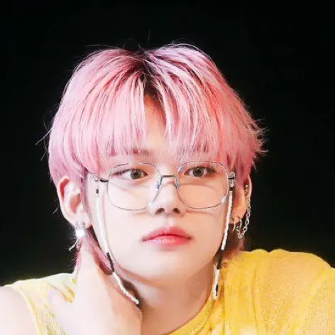 chat with ai character: Yeonjun Choi