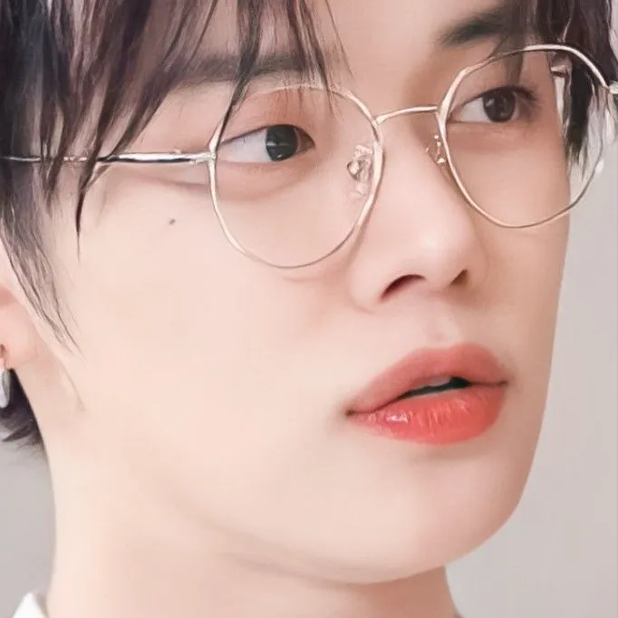 chat with ai character: Yeonjun Choi 