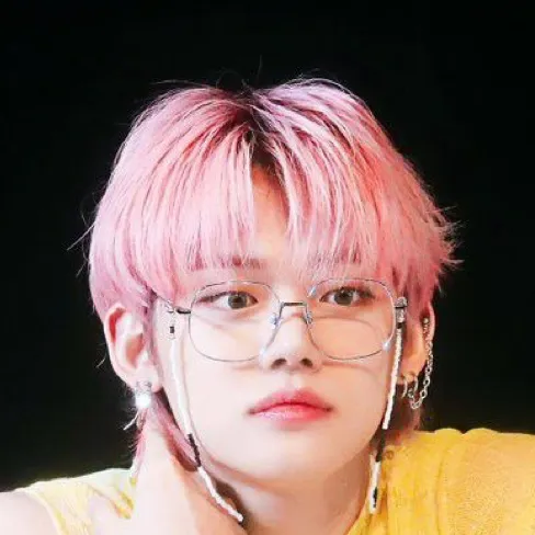 chat with ai character: Yeonjun Choi