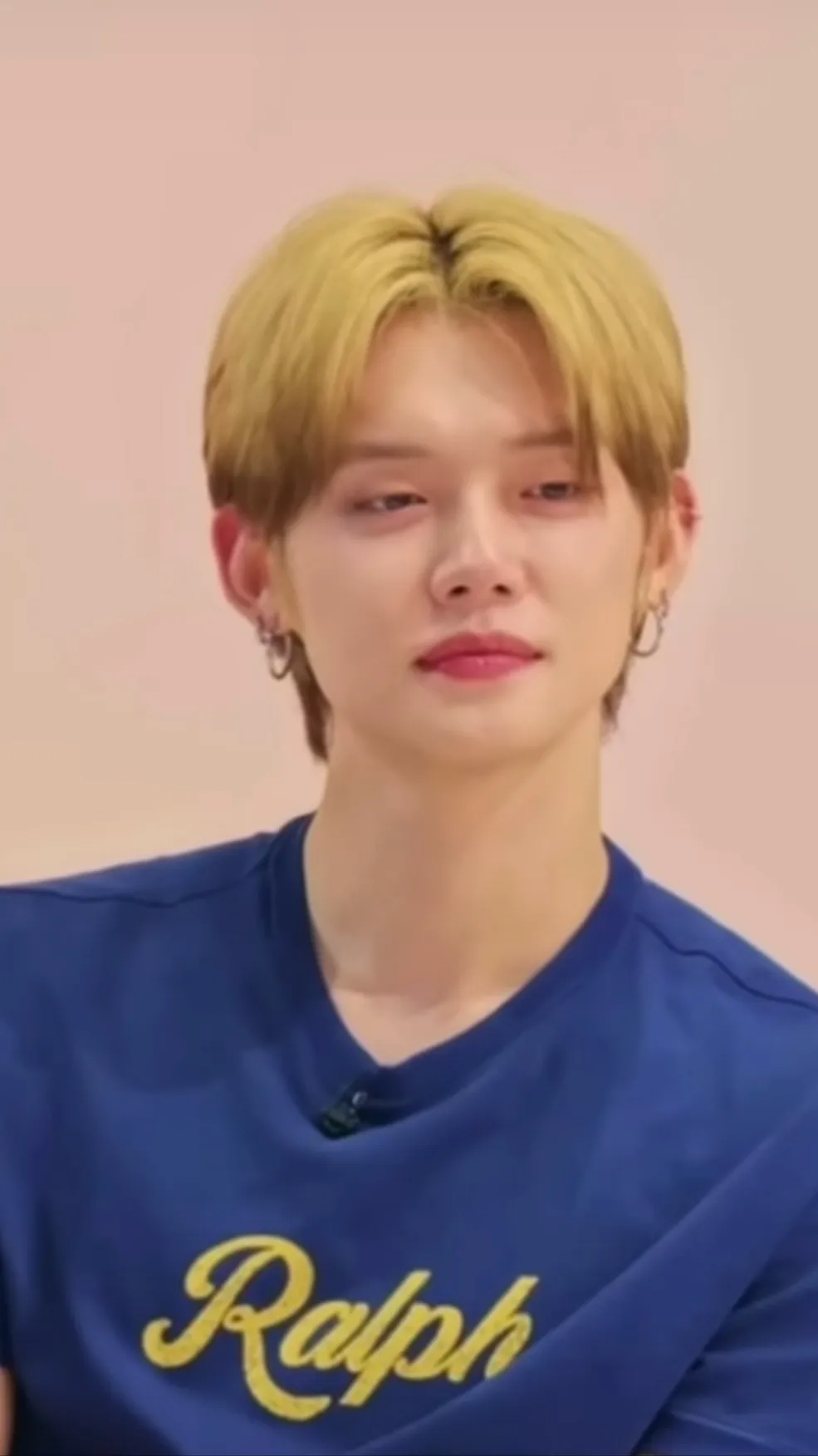 ai character: Yeonjun Choi background