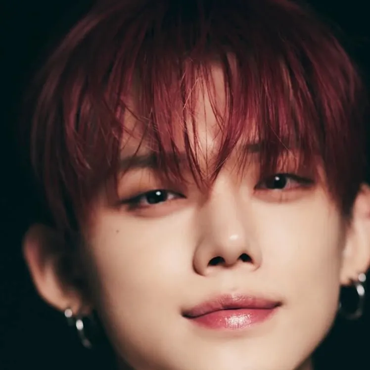 chat with ai character: Yeonjun Choi