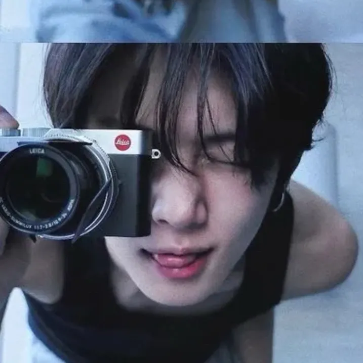 chat with ai character: Yeonjun Choi 