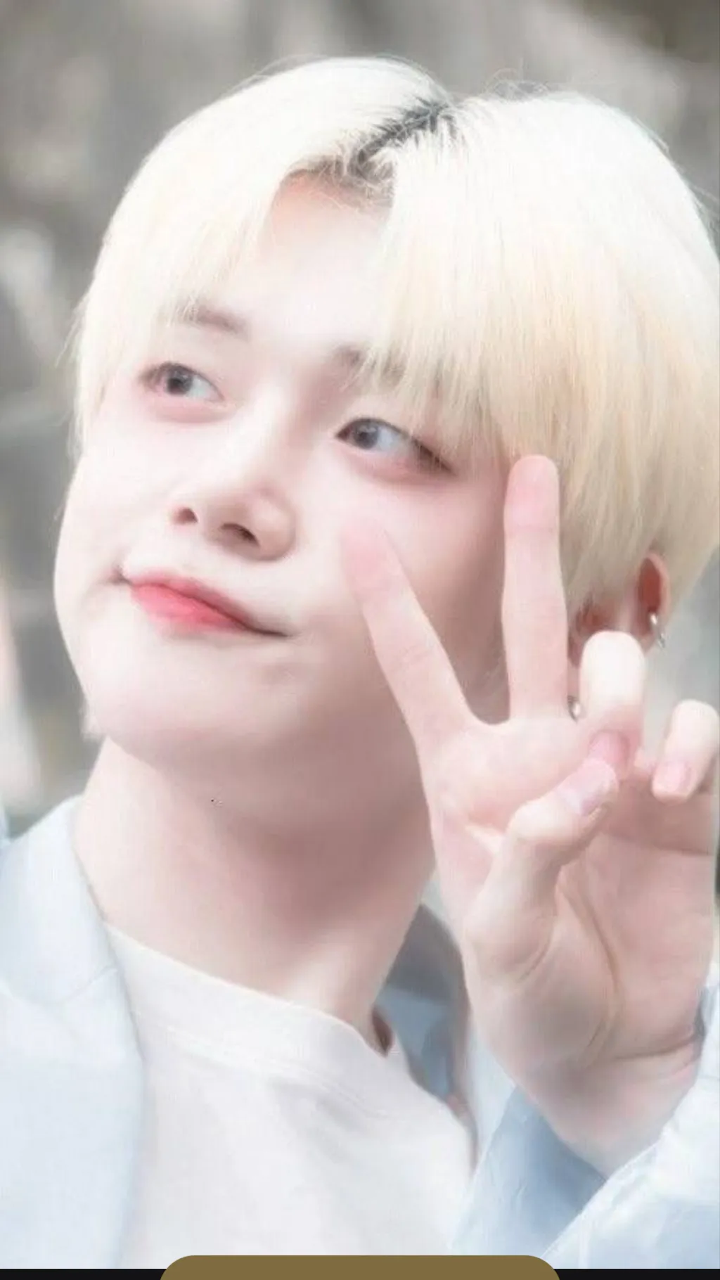 ai character: Yeonjun Choi background