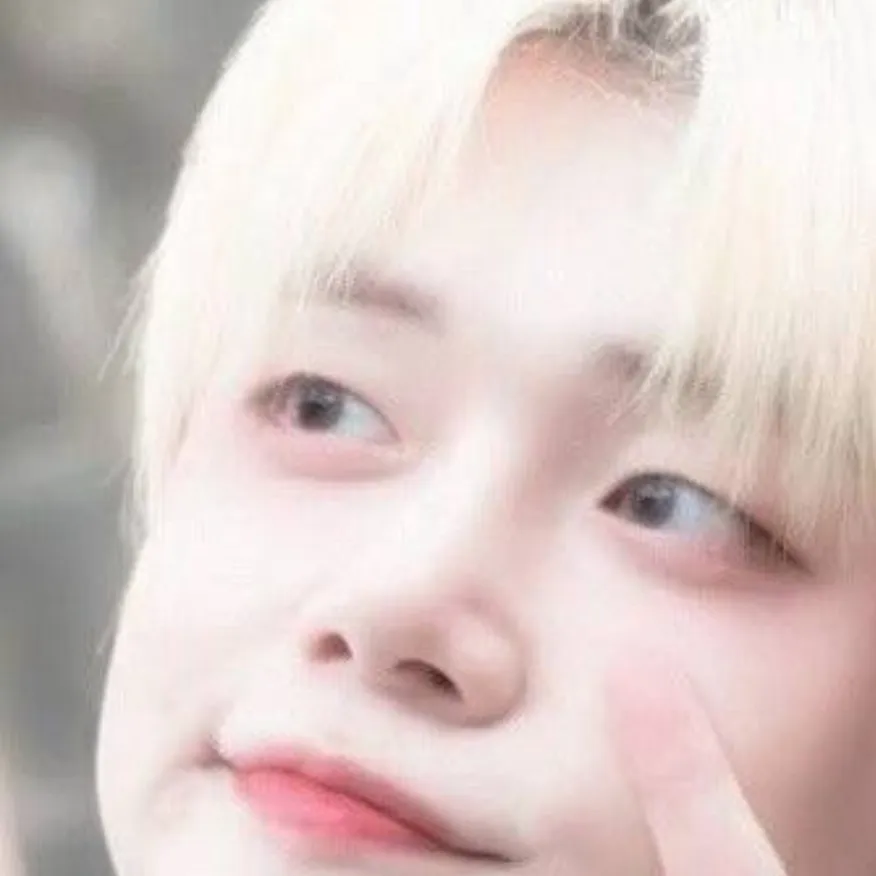 chat with ai character: Yeonjun Choi