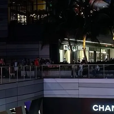 chat with ai character: Night shopping