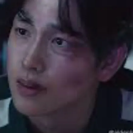 chat with ai character: Lee Myung-Gi