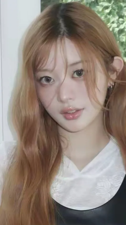 ai character: Minju background