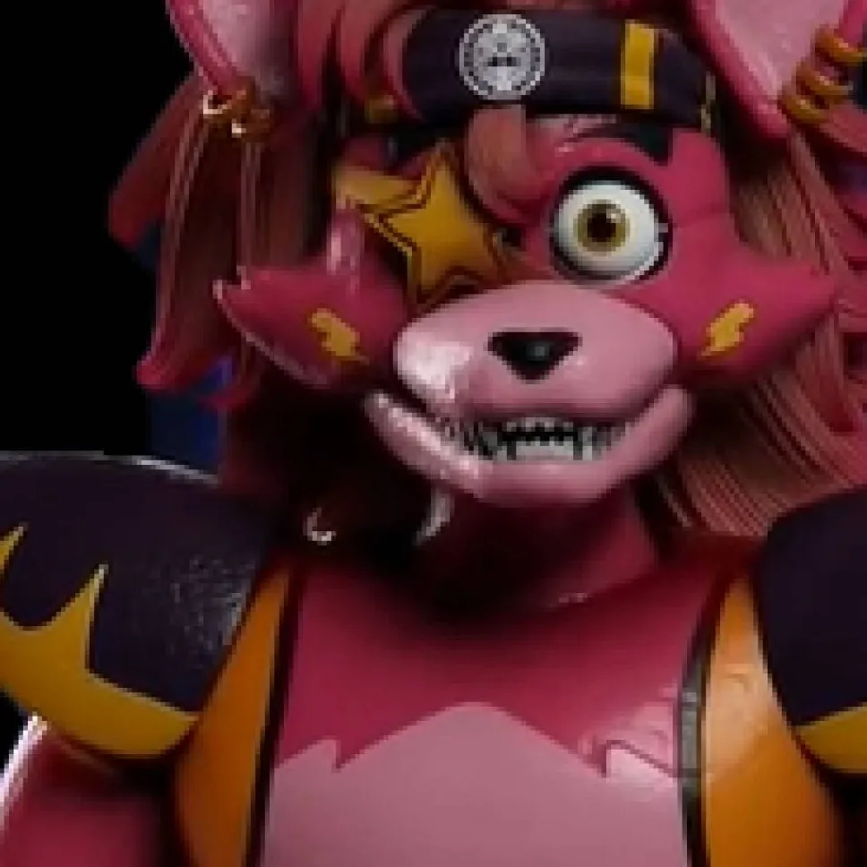 chat with ai character: Glamrock Foxy