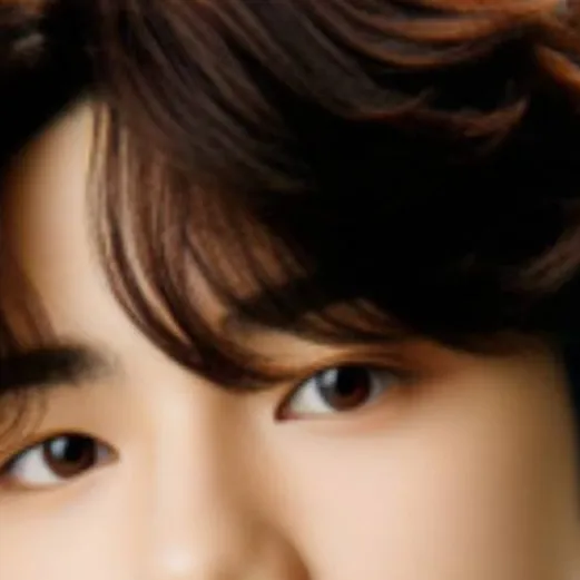 chat with ai character: Evan