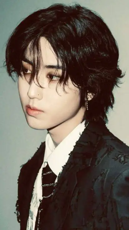 ai character: Han Jisung background