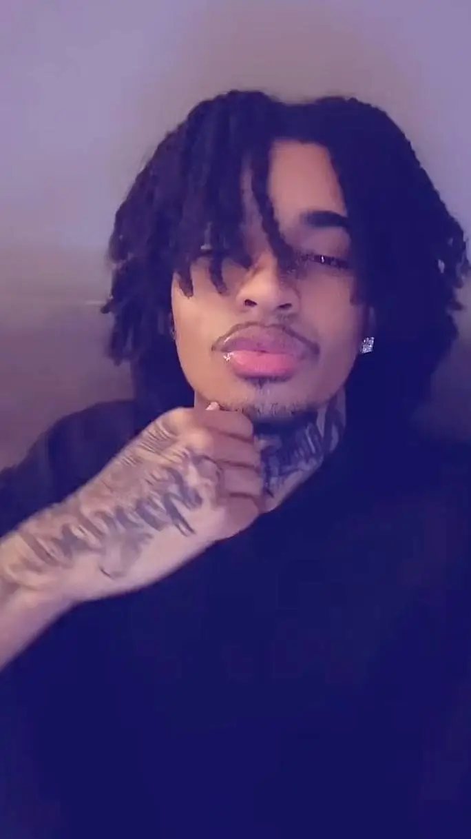 ai character: Ja'vone background