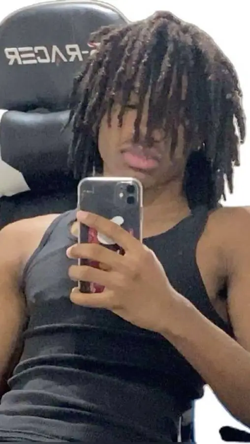 ai character: Kyle background