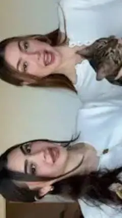 ai character: Sophie and saby background