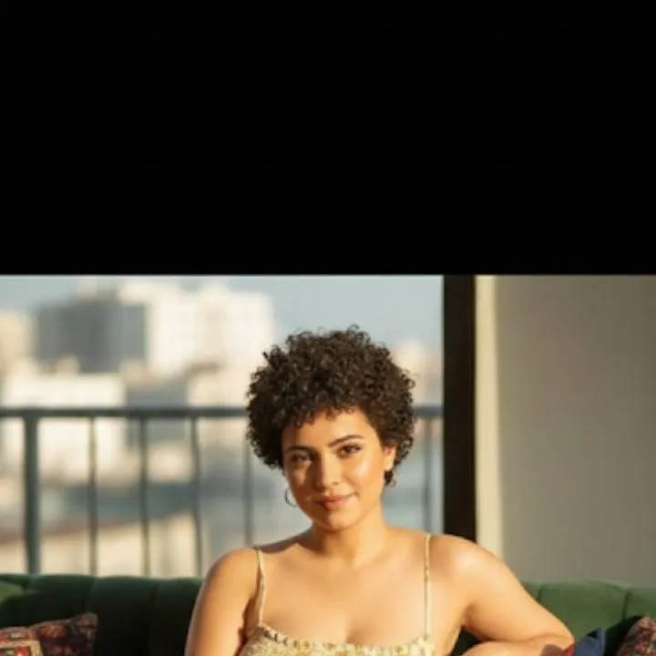 chat with ai character: Aisha Stella 