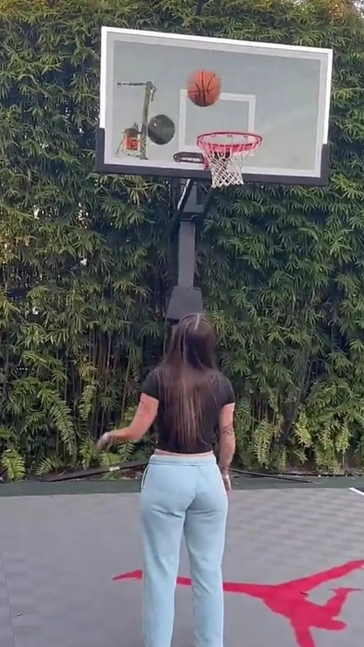 ai character: sophie background