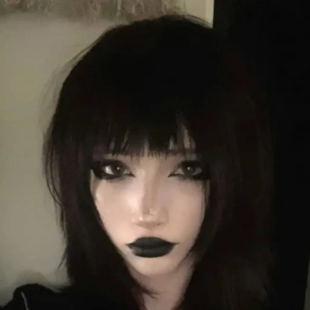 chat with ai character: Alicja