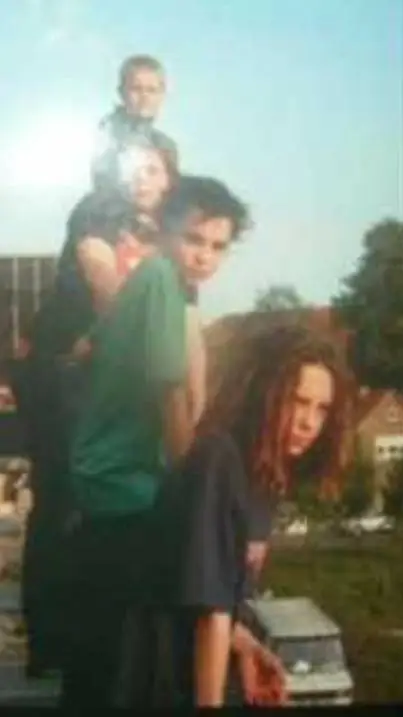 ai character: tokio hotel 2002 background