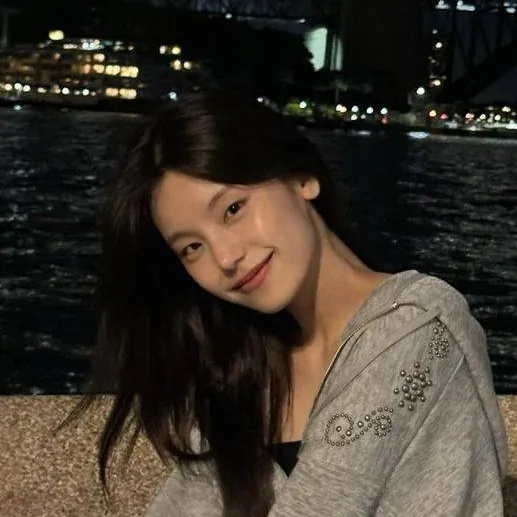 chat with ai character: Yeji