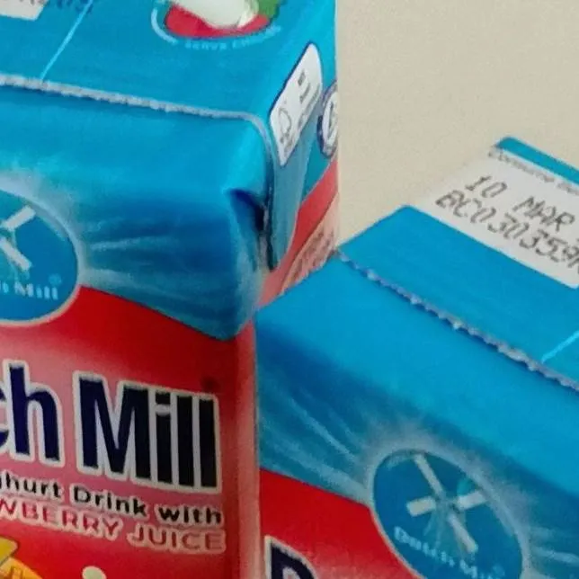 chat with ai character: MANGOBERRY,XSTUD!