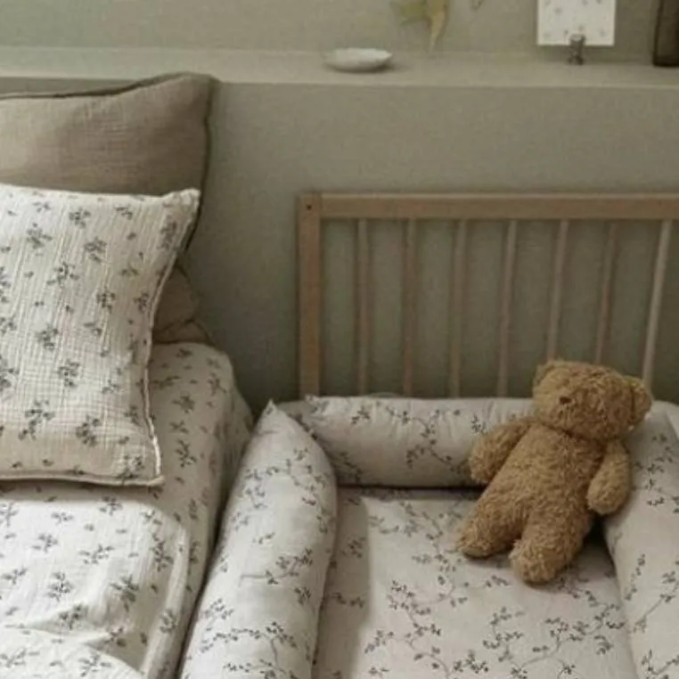 chat with ai character: baby