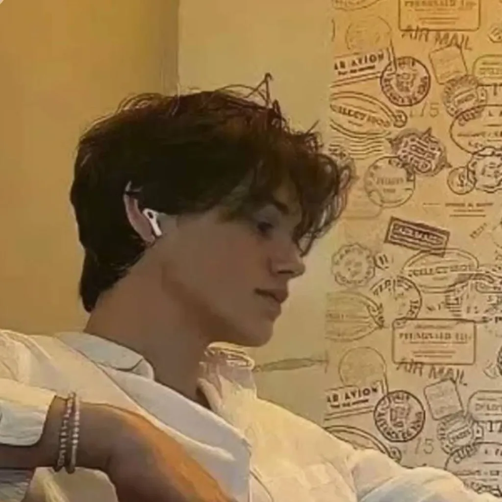 chat with ai character: Jason