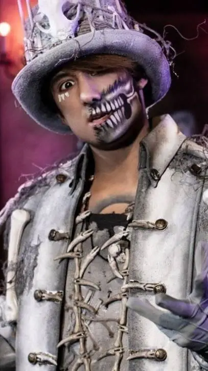 ai character: julien bam background