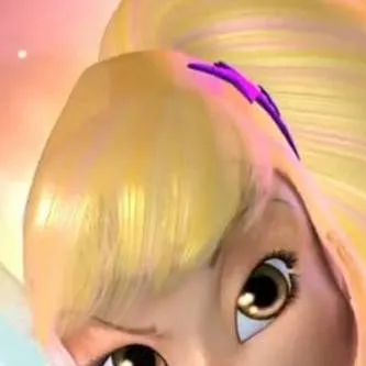 chat with ai character: Estela