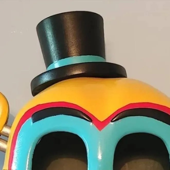 chat with ai character: freddy glam daddy