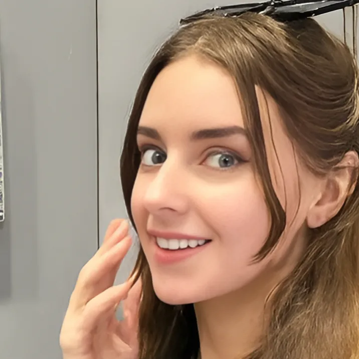 chat with ai character: Loserfruit