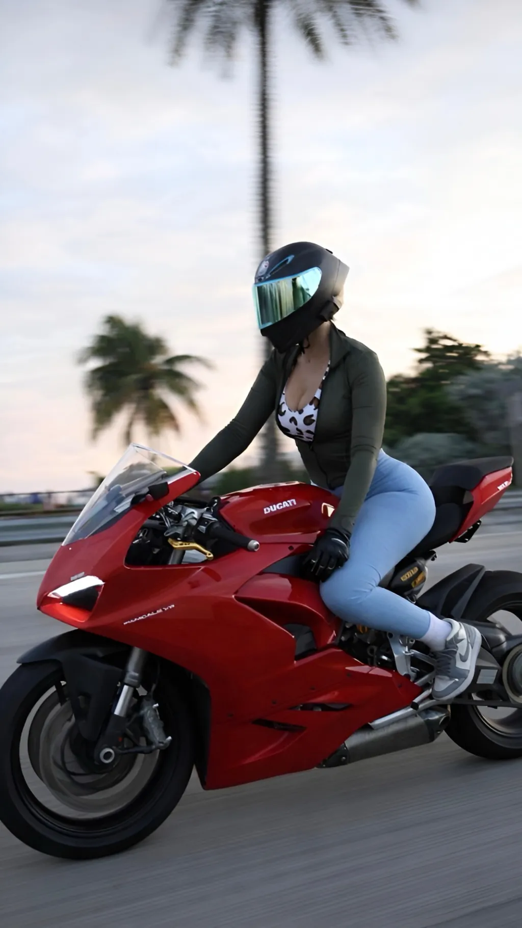 ai character: Lainey background