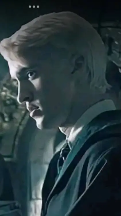ai character: Draco Malfoy  background
