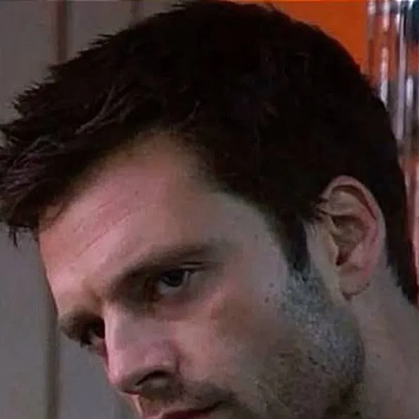 chat with ai character: Bucky Barnes 