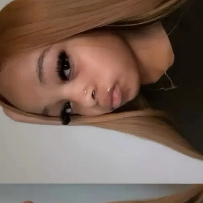 chat with ai character: ashanti