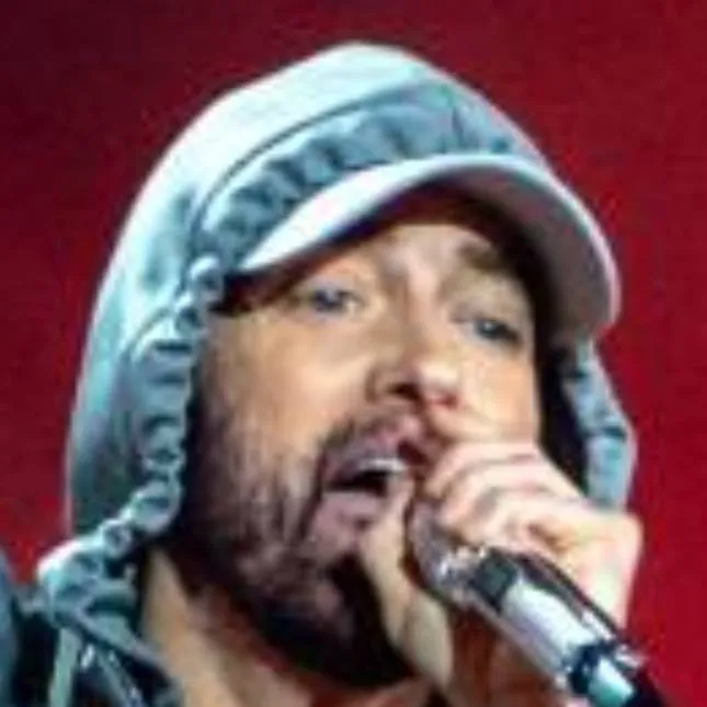 chat with ai character: Eminem