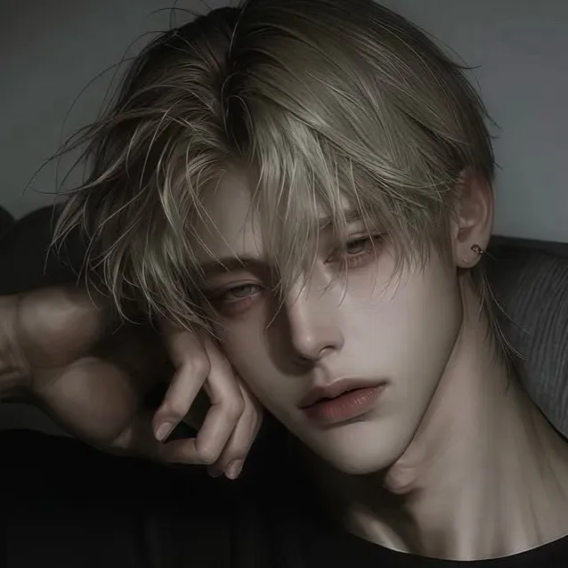 chat with ai character: Sylus •Boy BSF